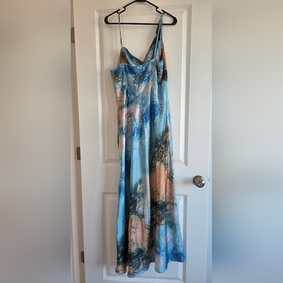 Urban Outfitters Blue and Tan Maxi Dress - Picture 5 of 6
